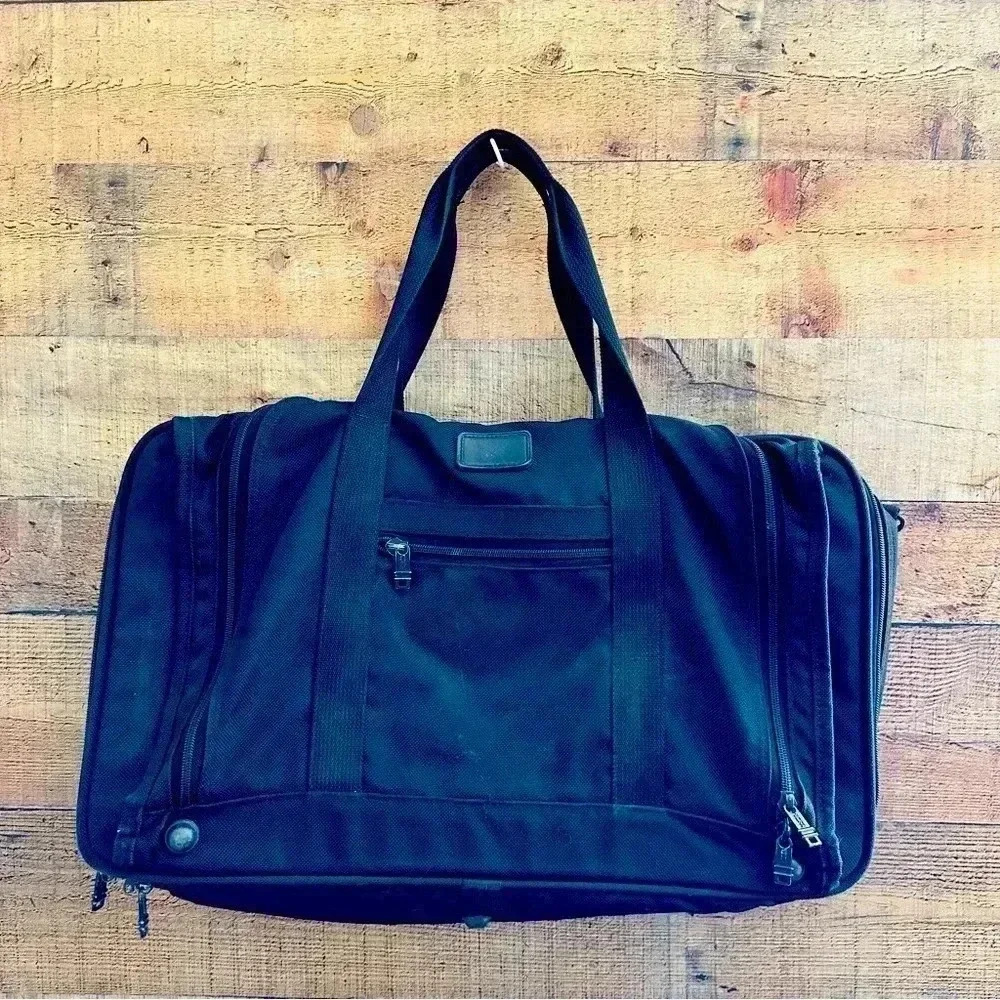 Tumi Vintage Expandable Boston Ballistic Large Duffle Carry On Bag